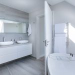 Come arredare un bagno piccolo? Idee e consigli degli interior designer