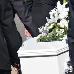 Funerali e sepoltura: come si svolgono